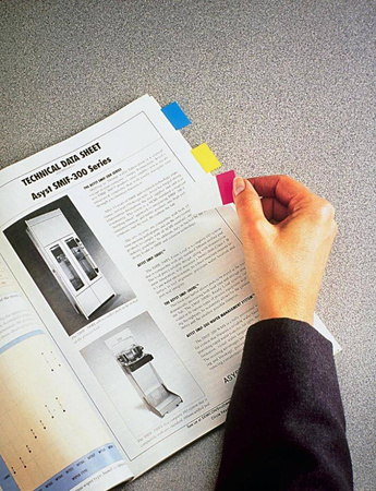 ZAKŁADKI INDEKSUJĄCE FOLIOWE 25,4X43,2MM 3M POST-IT® 680-21 RÓŻOWE NEONOWE 50SZT