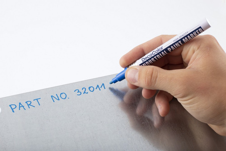 MARKER OLEJOWY UCHIDA 221 NIEBIESKI OKRĄGŁA 1-3MM