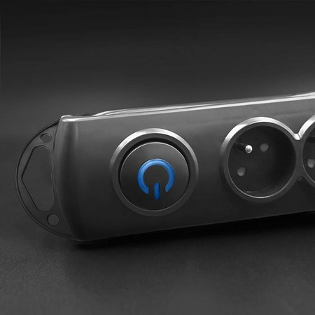 QOLTEC LISTWA ANTYPRZEPIĘCIOWA | 8 GNIAZD | 1,8M