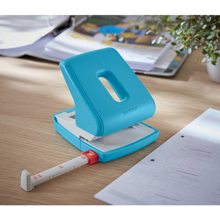 DZIURKACZ LEITZ COSY HOLE 50040061 MORSKI NIEBIESKI 30 KART.
