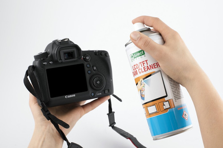 PIANKA ANTYSTATYCZNA CZYSZCZĄCA DO EKRANÓW LCD/TFT D.RECT 400ML