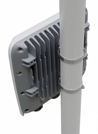 MIKROTIK ROUTER OUTDOOR RB5009UPR+S+OUT