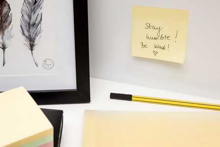 KARTECZKI SAMOPRZYLEPNE 75X75MM D.RECT MIX PASTEL 450KART