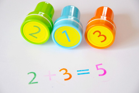 PIECZĄTKI EDUKACYJNE S'COOL SET CYFROWE 26SZT