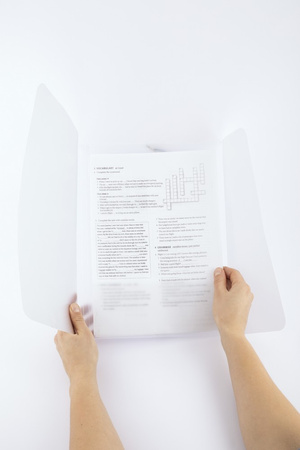 TECZKA Z GUMKĄ A4 D.RECT TRANSPARENTNA PP 450MIC