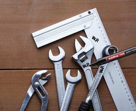 MARKER OLEJOWY EDDING 790 NIEBIESKI 2-3MM