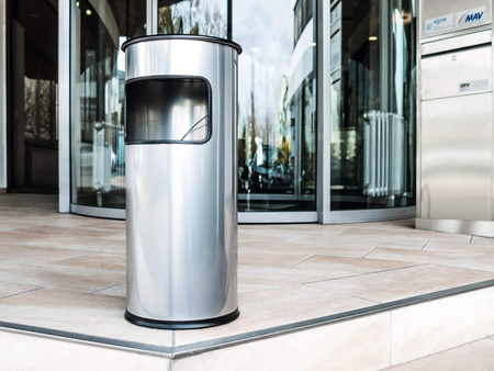 KOSZ NA ŚMIECI OKRĄGŁY METALOWY Z POPIELNICZKĄ 17L DURABLE 333023 SREBRNY