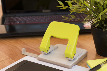 DZIURKACZ SMART 0103 30 KART