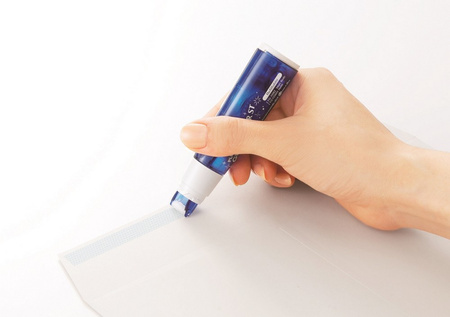 KLEJ W TAŚMIE PLUS TG-728 8,4MMX8M