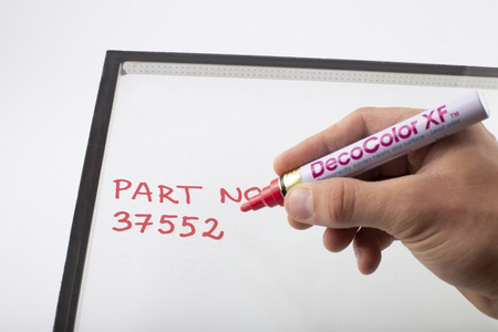 MARKER OLEJOWY UCHIDA 320 XF CZERWONY OKRĄGŁA 2-4.5MM