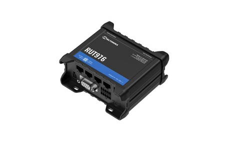 TELTONIKA Router RUT976 5G RedCap