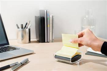KARTECZKI SAMOPRZYLEPNE 76X76MM 3M POST-IT® Z-NOTES C2014Y12-1 ŻÓŁTE + PODAJNIK 12X100 KART
